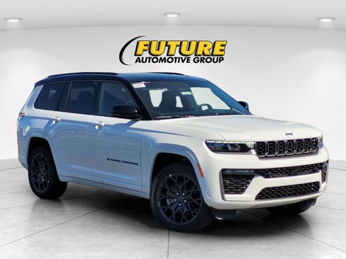 New 2026 Jeep Grand Cherokee L Summit image 1