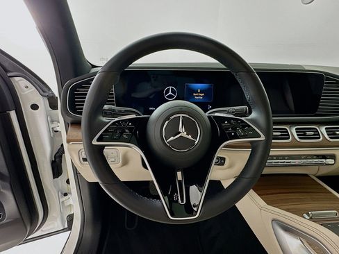 Used 2024 Mercedes-Benz GLE 350 4MATIC image 12