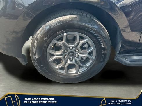 Used 2025 Ford Expedition Active AWD/4WD image 27