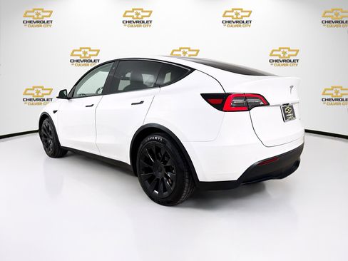 Used 2021 Tesla Model Y Long Range AWD/4WD image 5