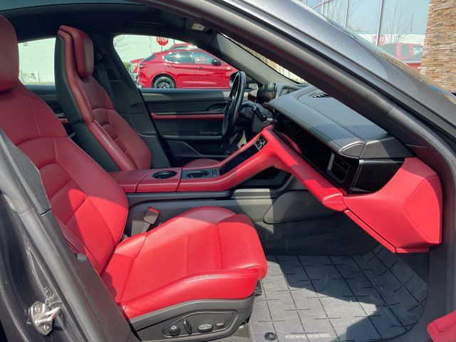 Used 2021 Porsche Taycan RWD image 28