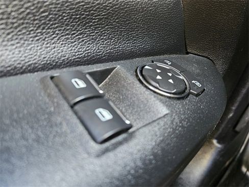 Used 2021 Ford Mustang GT image 31