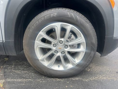 Certified 2024 Chevrolet TrailBlazer LS w/ LS Convenience Package FWD image 29