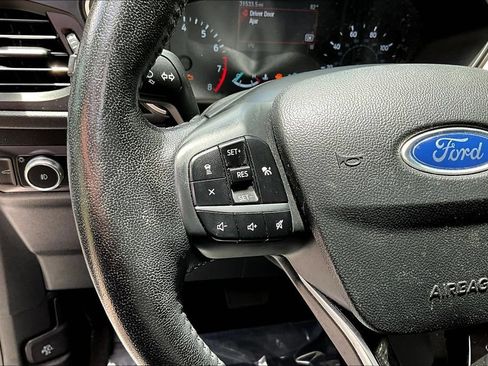 Used 2020 Ford Escape SEL FWD image 11