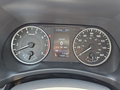 Used 2025 Nissan Sentra S image 11