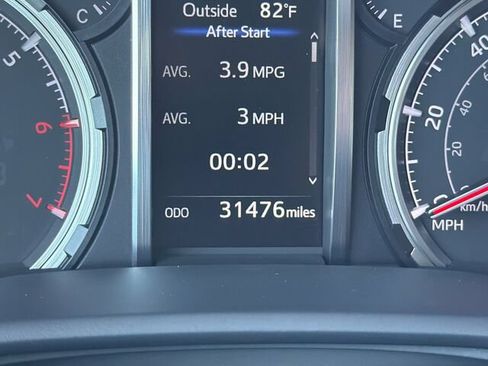Used 2021 Toyota 4Runner TRD Off-Road Premium w/ Moonroof Package AWD/4WD image 32
