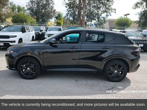 Used 2024 Dodge Hornet R/T Plus w/ R/T Blacktop Package image 2