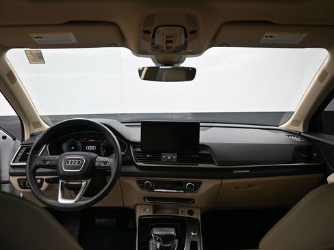 Used 2022 Audi Q5 2.0T Prestige w/ Prestige Package image 29