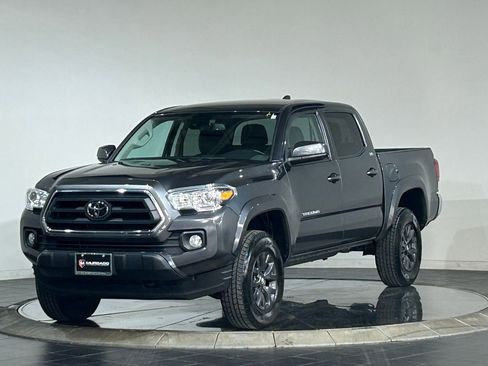 Used 2023 Toyota Tacoma SR5 AWD/4WD image 5