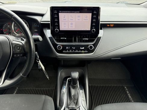 Used 2020 Toyota Corolla SE image 18