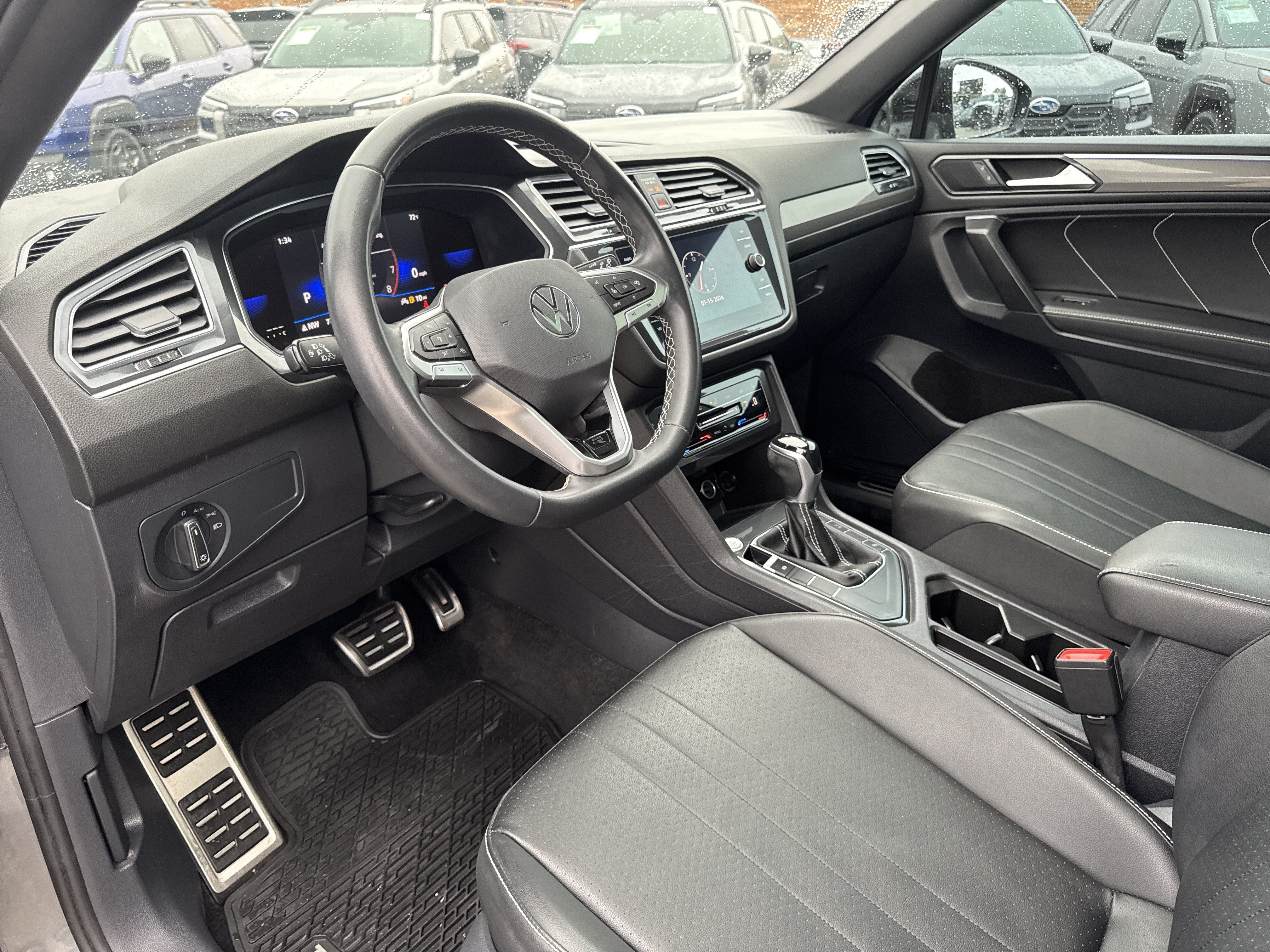 Used 2023 Volkswagen Tiguan SE R-Line FWD image 24