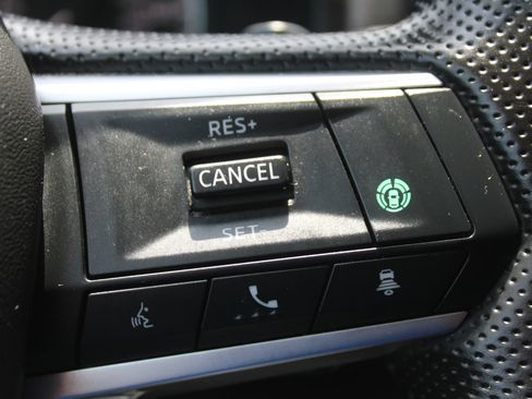 Used 2025 Mitsubishi Outlander SE AWD/4WD image 32