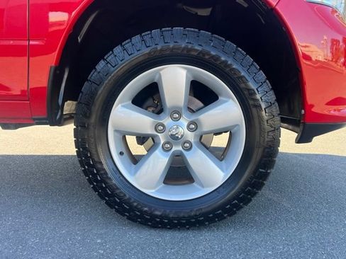 Used 2014 RAM 1500 Express AWD/4WD image 4
