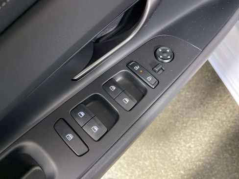 New 2026 Hyundai Elantra Sport image 18