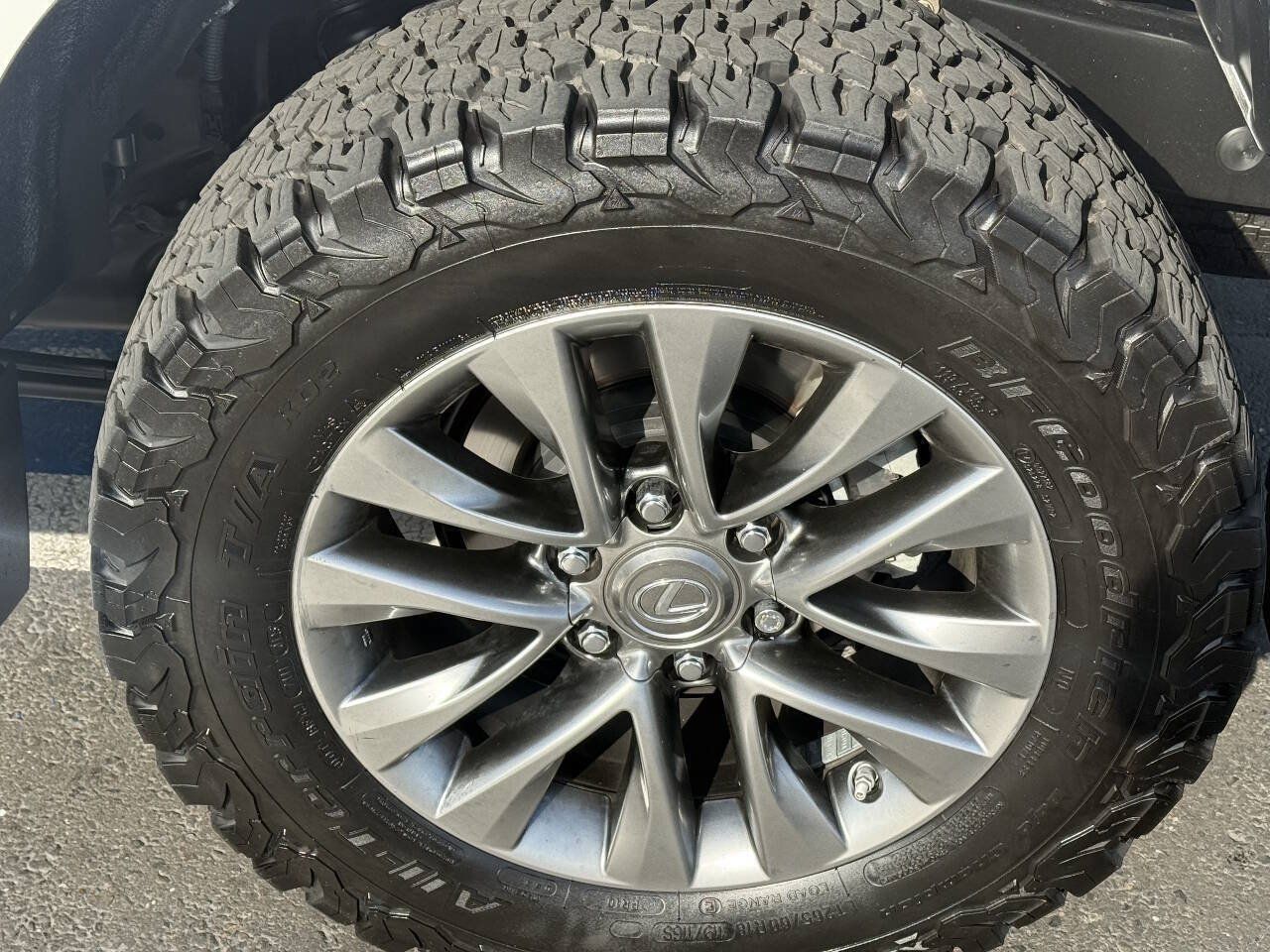 Used 2017 Lexus GX 460 Luxury AWD/4WD image 20