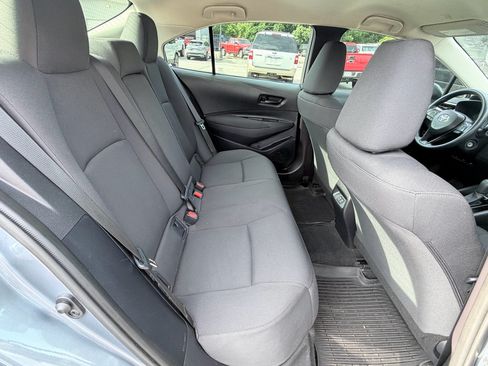 Used 2025 Toyota Corolla LE FWD image 23