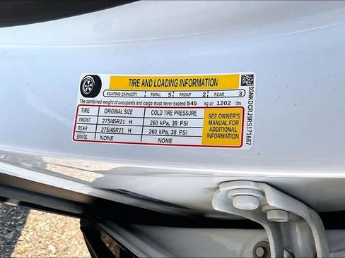 Certified 2024 Chevrolet Blazer EV RS AWD/4WD image 32