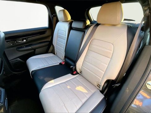 Used 2025 Honda CR-V Sport Touring image 18