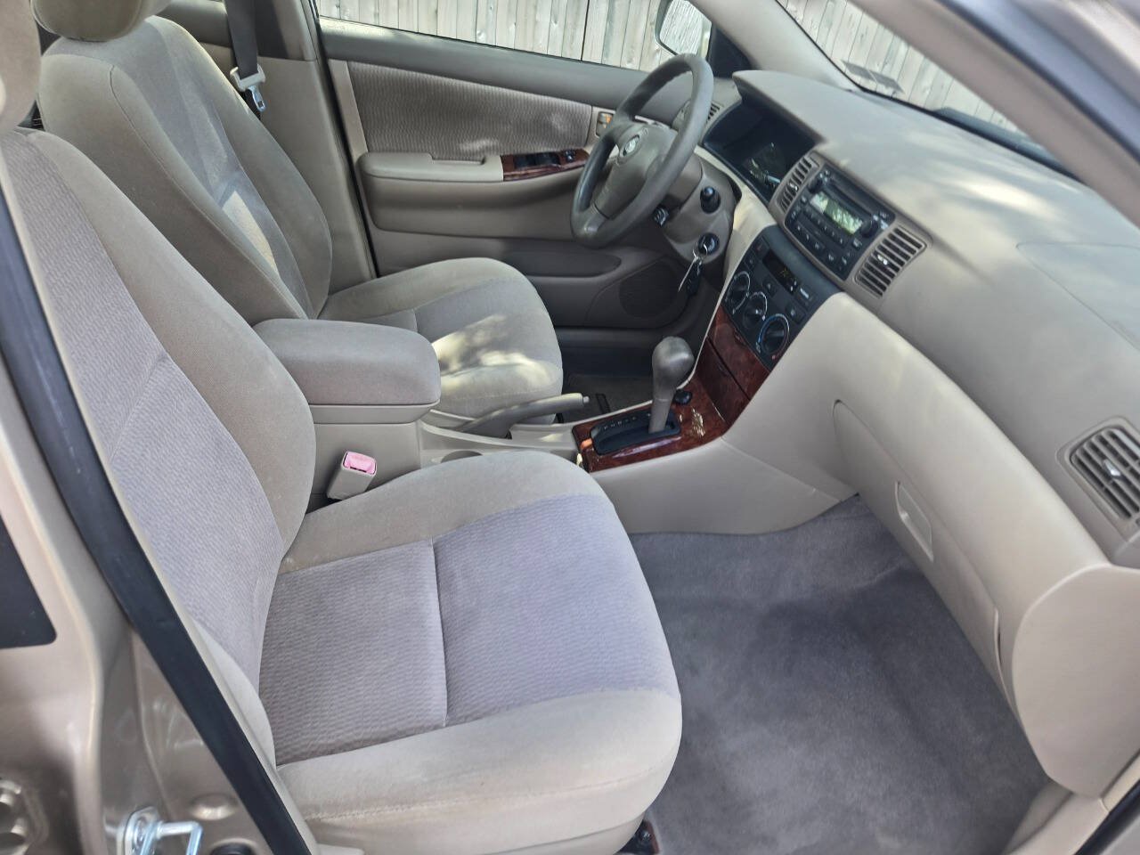 Used 2006 Toyota Corolla LE w/ Audio Value Pkg FWD image 24