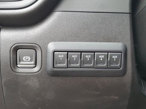 New 2025 GMC Sierra 3500 Pro w/ Convenience Package image 31