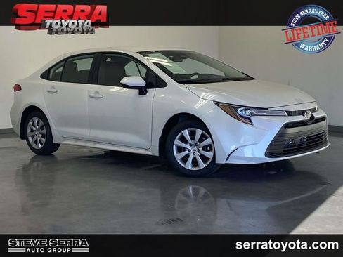 Used 2026 Toyota Corolla LE image 1