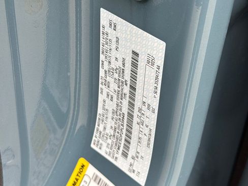 Used 2023 Ford Bronco Badlands image 35