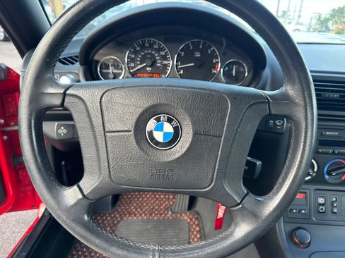 Used 1998 BMW Z3 2.8 RWD image 19