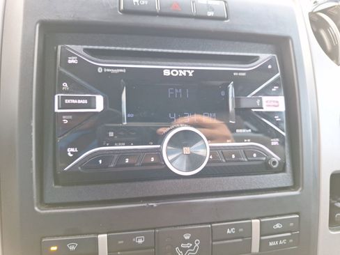 Used 2012 Ford F150 XLT w/ XLT Convenience Pkg image 26