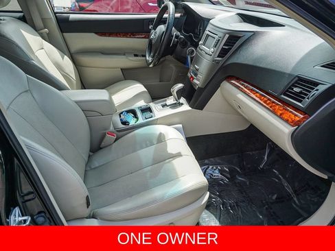 Used 2012 Subaru Outback 2.5i Limited AWD/4WD image 12