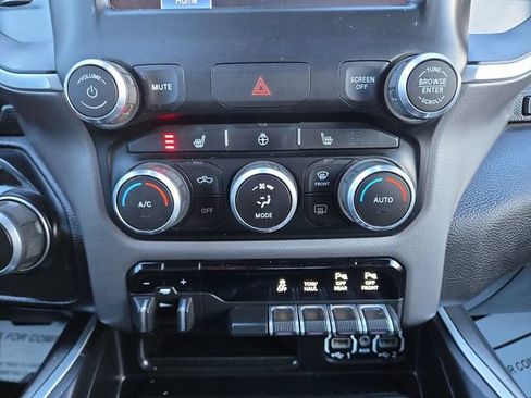 Used 2022 RAM 1500 Big Horn AWD/4WD image 24