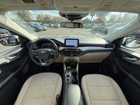Used 2021 Ford Escape SE image 22
