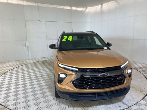 Used 2024 Chevrolet TrailBlazer RS w/ Convenience Package AWD/4WD image 1