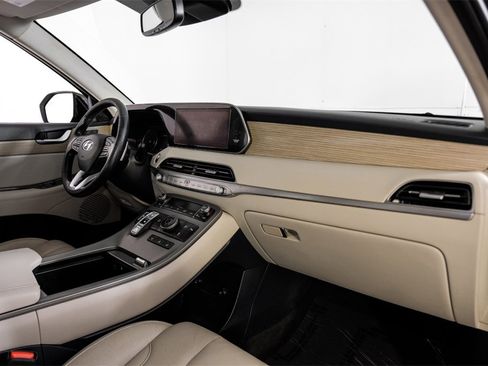 Used 2021 Hyundai Palisade SEL w/ Premium Package image 9