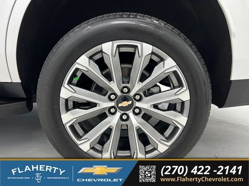 Used 2025 Chevrolet Tahoe High Country w/ Sun And Tow Package AWD/4WD image 19