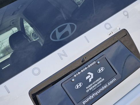 New 2026 Hyundai Ioniq 9 Limited AWD/4WD image 11