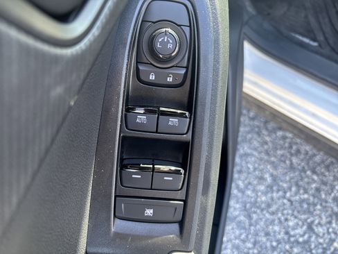 Used 2025 Subaru Crosstrek 2.5i Sport image 16