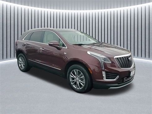 Used 2022 Cadillac XT5 Premium Luxury image 1