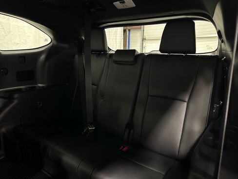 Used 2025 Toyota Highlander XSE image 54