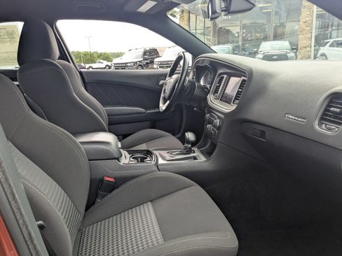 Used 2022 Dodge Charger GT w/ Blacktop Package RWD image 33
