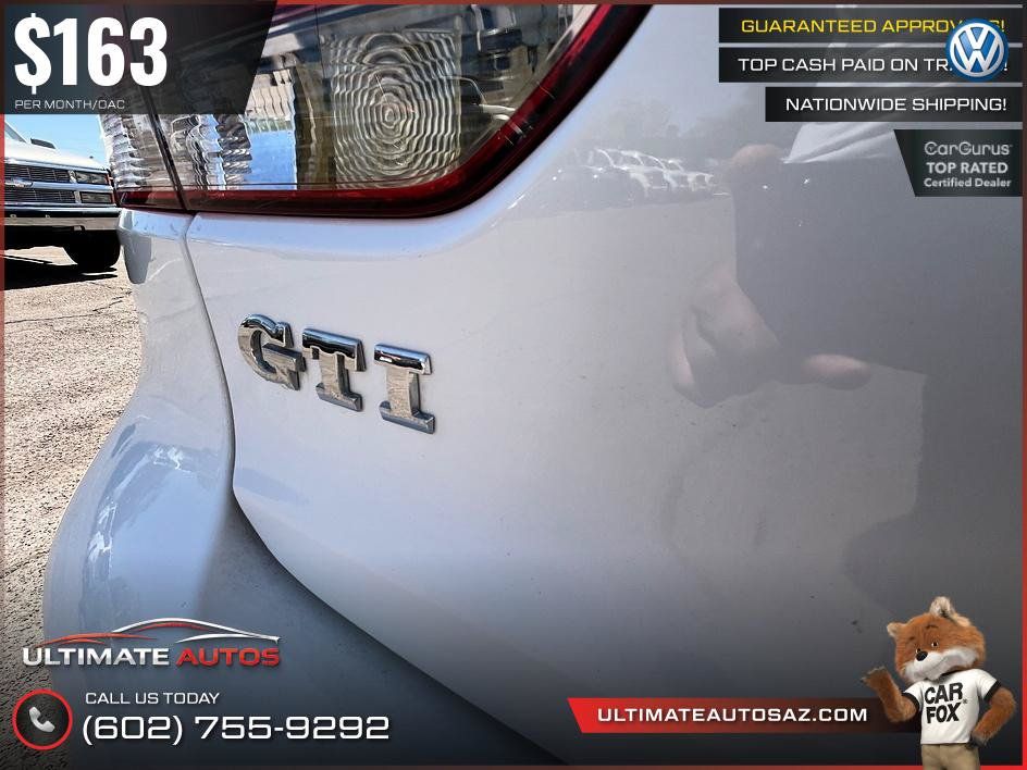 Used 2011 Volkswagen Golf 2-Door FWD image 21