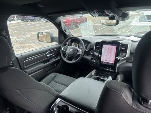 New 2026 RAM 1500 4x4 Crew Cab image 47