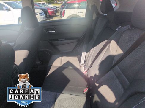 Used 2024 Nissan Rogue SV image 33