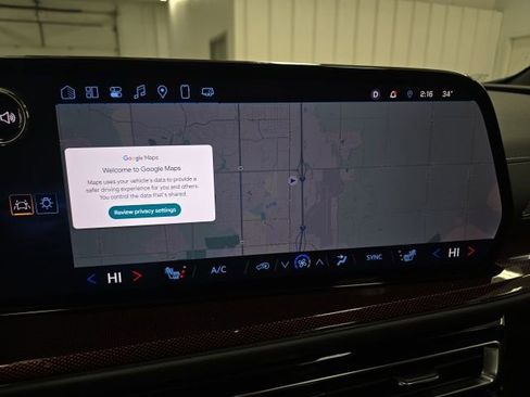 Certified 2025 Chevrolet Traverse Z71 w/ Driver Confidence Package image 15