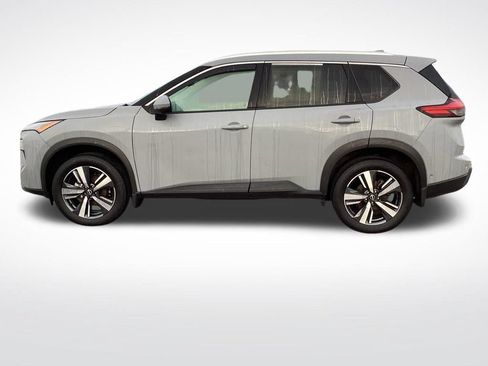 Used 2024 Nissan Rogue SL AWD/4WD image 6