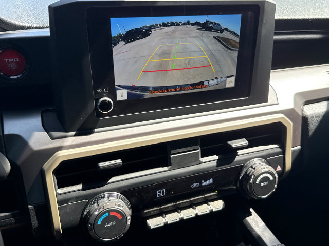 Used 2025 Toyota Tacoma TRD Off-Road AWD/4WD image 25