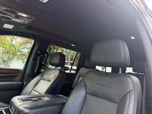 Used 2022 GMC Yukon XL Denali w/ Max Trailering Package AWD/4WD image 20