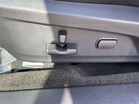 Used 2014 Subaru Outback 2.5i Premium AWD/4WD image 13
