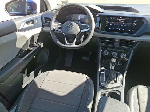 Certified 2023 Volkswagen Taos SE w/ Panoramic Sunroof Package AWD/4WD image 14