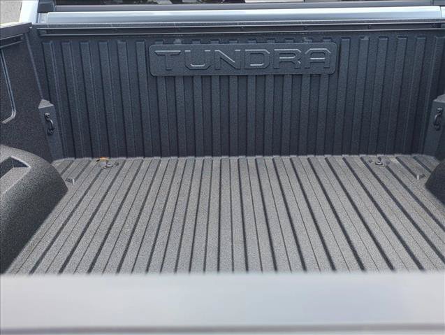 Used 2026 Toyota Tundra Limited AWD/4WD image 7