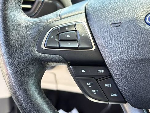 Used 2019 Ford Escape Titanium FWD image 13